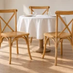 Crossback Stuhl Hellbraun – Anwendungsbeispiel